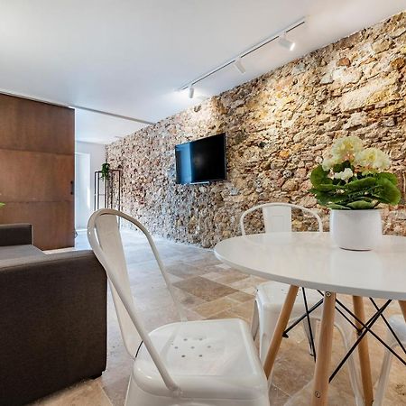 Stone Wall Apartment En Barri Port Maritim ตาร์ราโกนา ภายนอก รูปภาพ