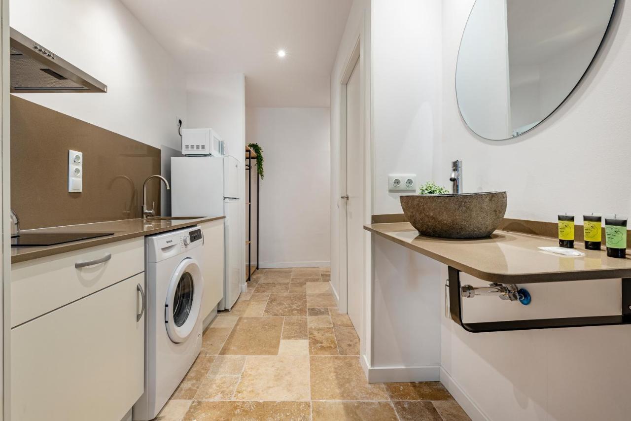 Stone Wall Apartment En Barri Port Maritim ตาร์ราโกนา ภายนอก รูปภาพ